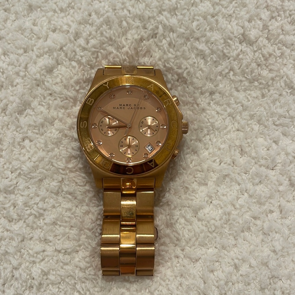 Rose gold Marc Jacobs watch